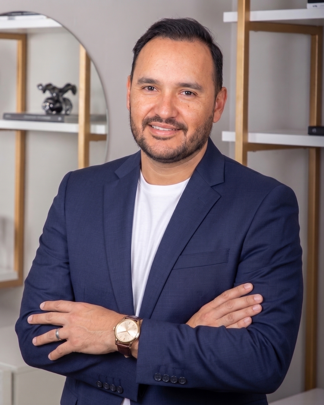 Dr. Elson Fernandes — Especialista e Mestre em Implantodontia